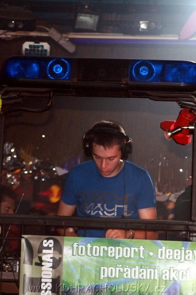 DJane_Elite_2K10_Skumi_036.jpg