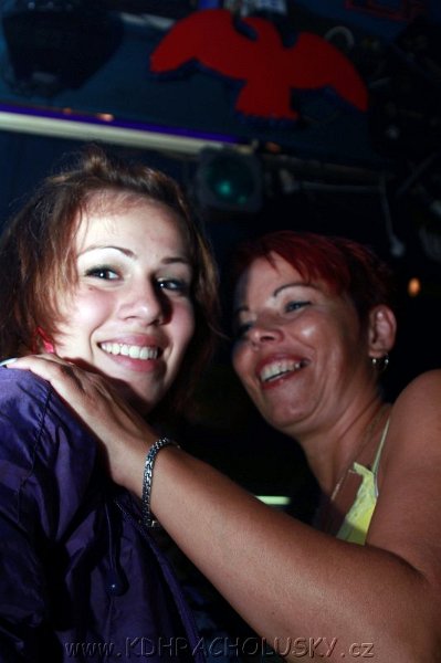 DJane_Elite_2K10_Skumi_041.JPG