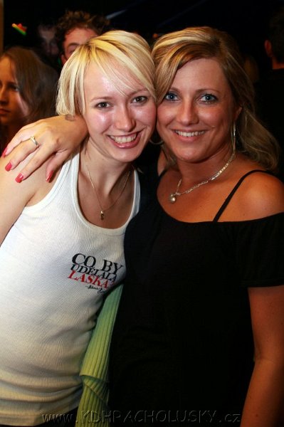 DJane_Elite_2K10_Skumi_058.JPG