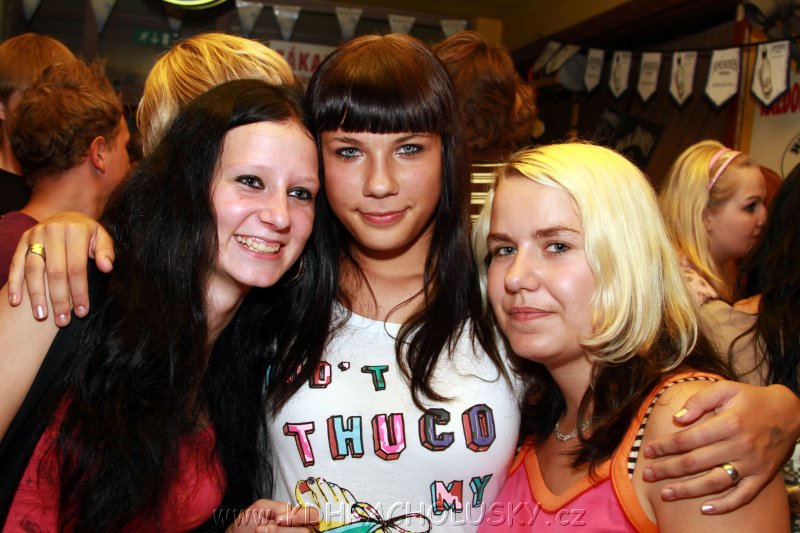 DJane_Elite_2K10_Skumi_060.JPG