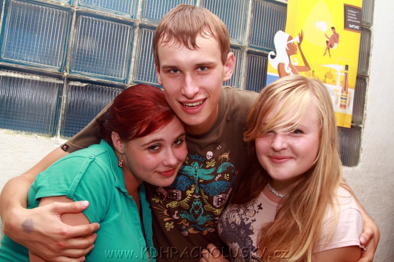 DJane_Elite_2K10_Skumi_091.JPG