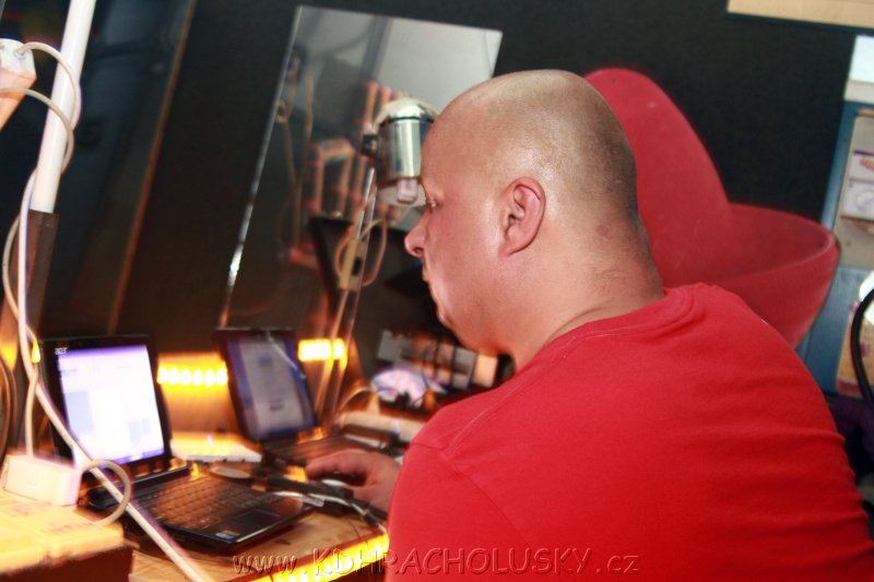 DJane_Elite_2K10_Skumi_123.JPG