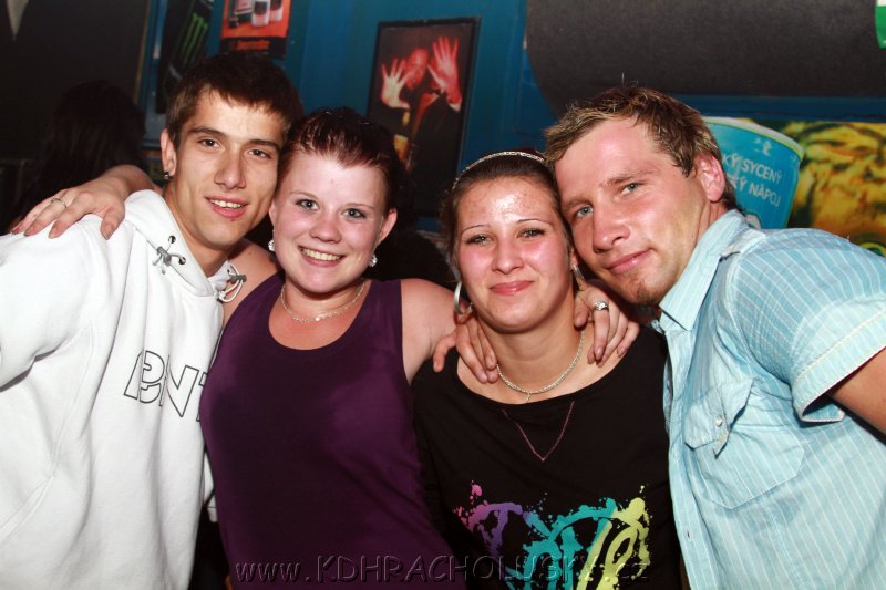 DJane_Elite_2K10_Skumi_180.JPG
