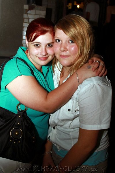 DJane_Elite_2K10_Skumi_181.JPG