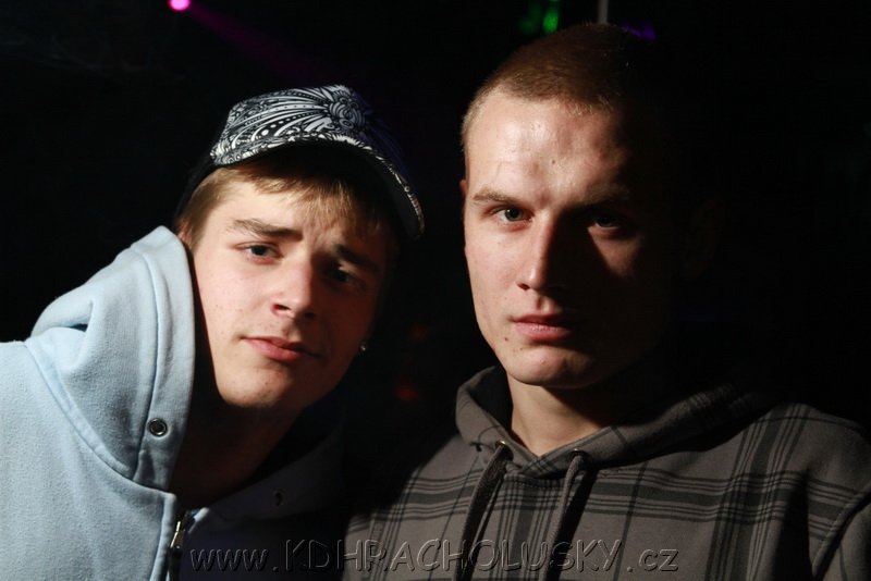 Skumi_&_MuF_XVI_Narozeniny_13.jpg