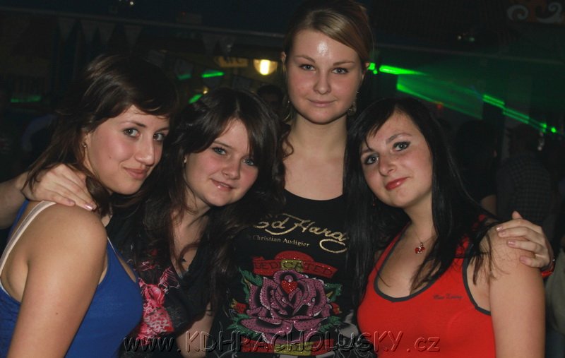 Skumi_XVI_Narozeniny_029.JPG
